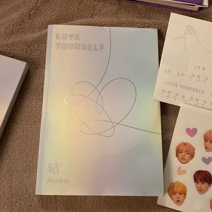 BTS LOVE YOURSELF ALBUM “S”
